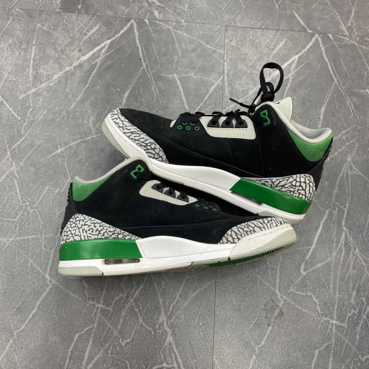 Jordan 3 Retro Pine Green - Image 2