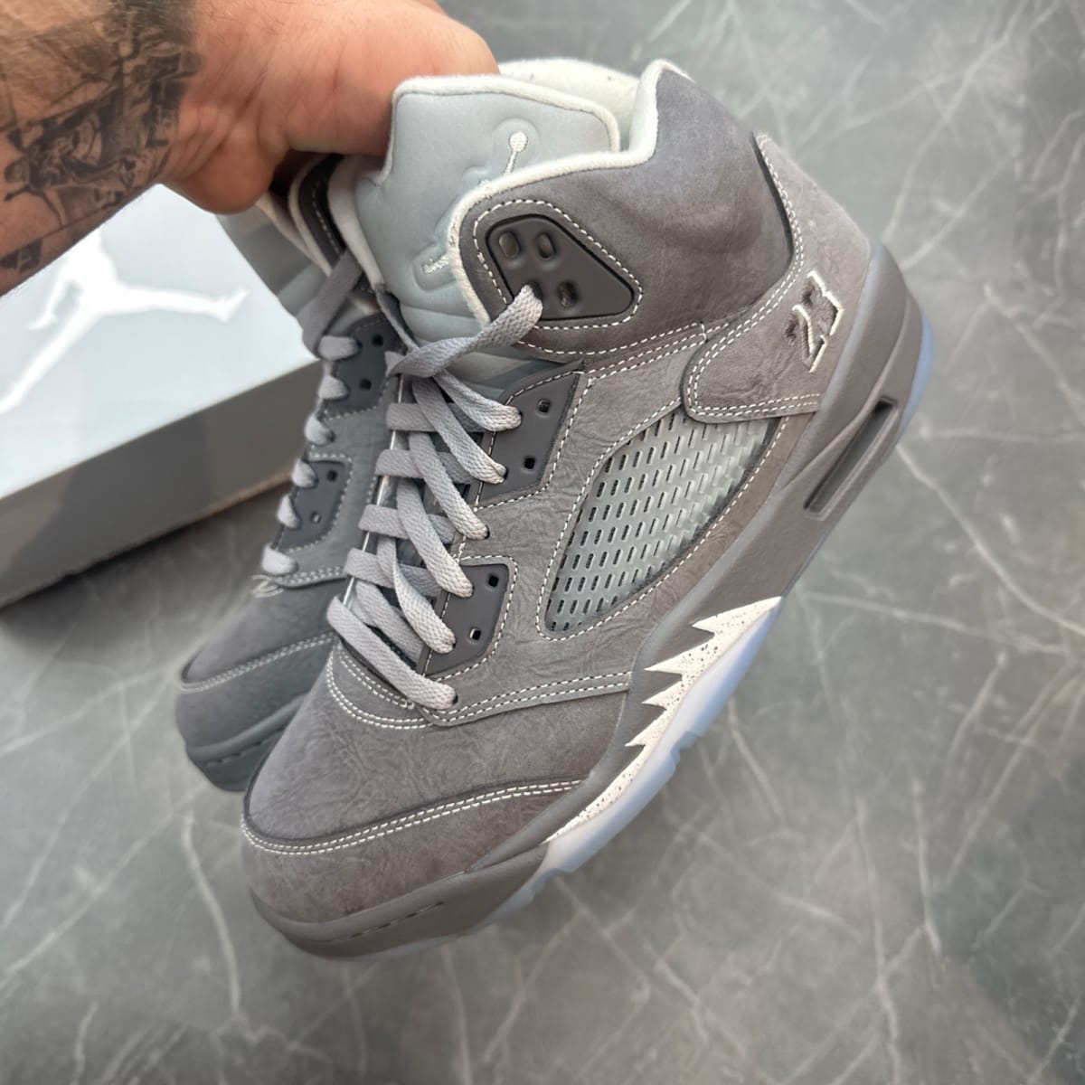 Jordan 5 Retro Wolf Grey (2026) (Size 9) (Lightly Worn)