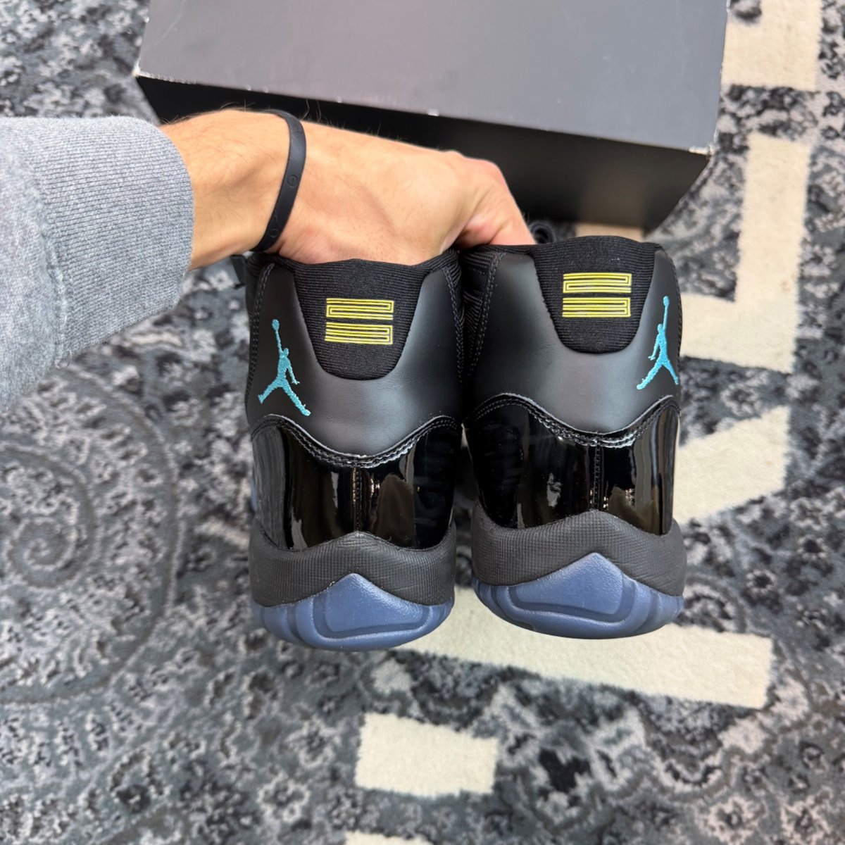Jordan 11 Retro Gamma Blue (2025) - tag