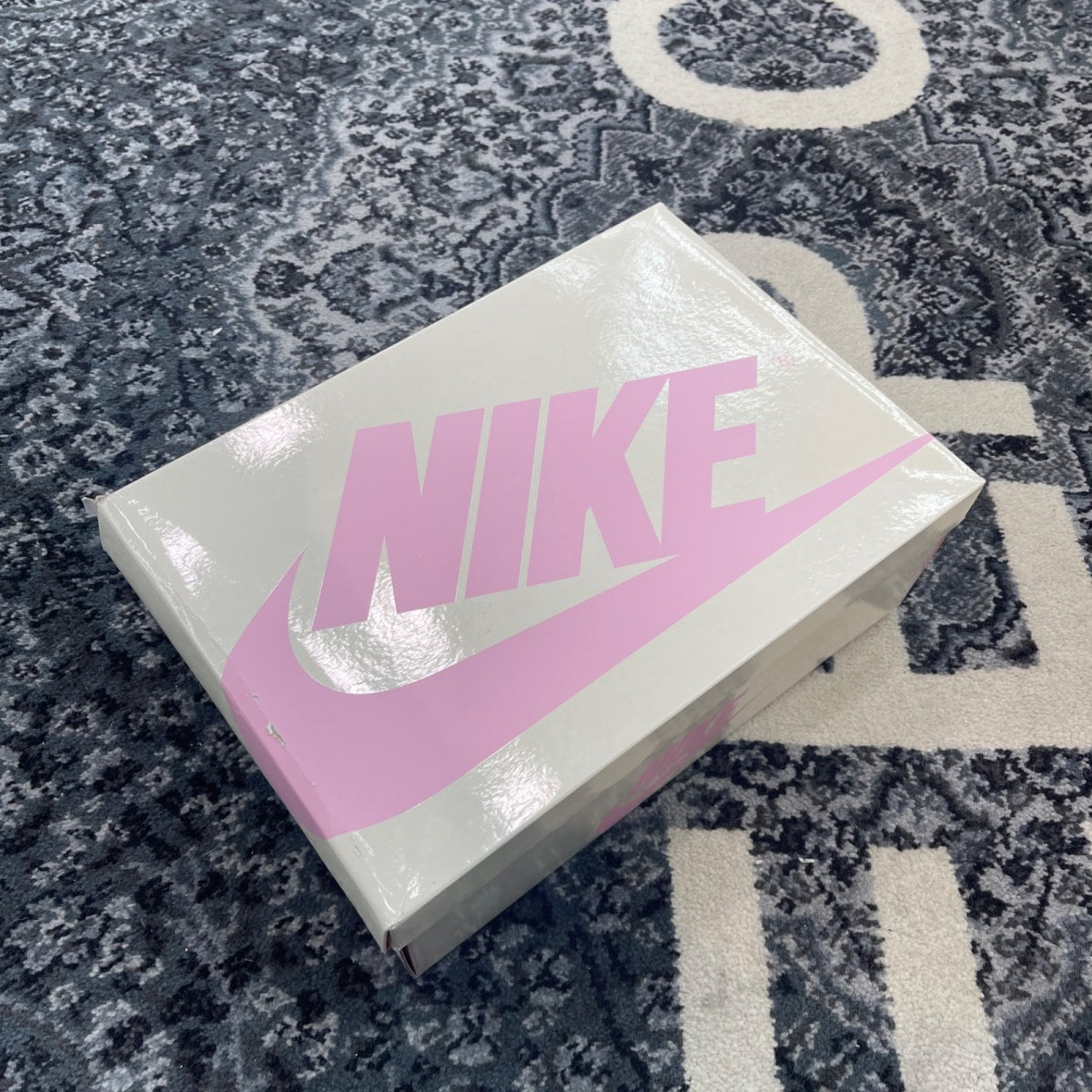 Jordan 1 Retro Low OG SP Travis Scott Shy Pink - Image 6