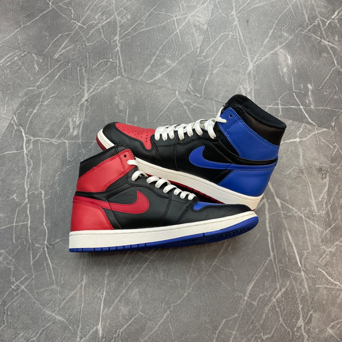 Jordan 1 Retro Top 3 - Image 2