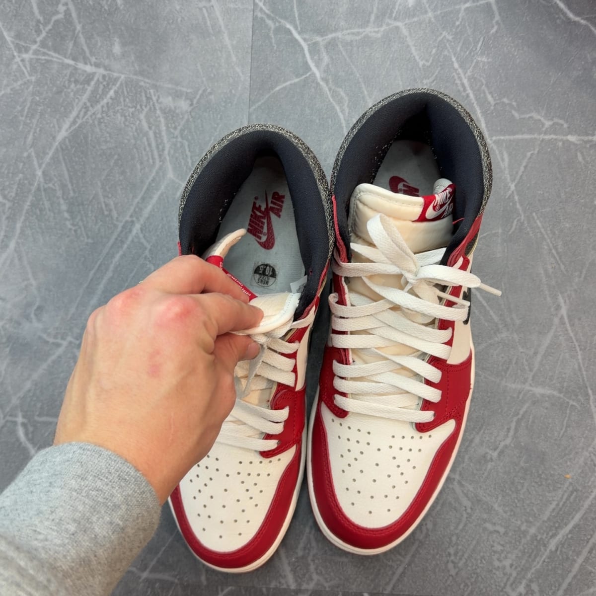 Jordan 1 Retro High OG Chicago Lost and Found (Size 10.5) (Lightly Worn)