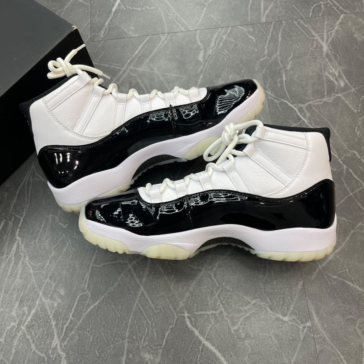 Jordan 11 Retro DMP Gratitude (2023) (Size 12.5) (VNDS)