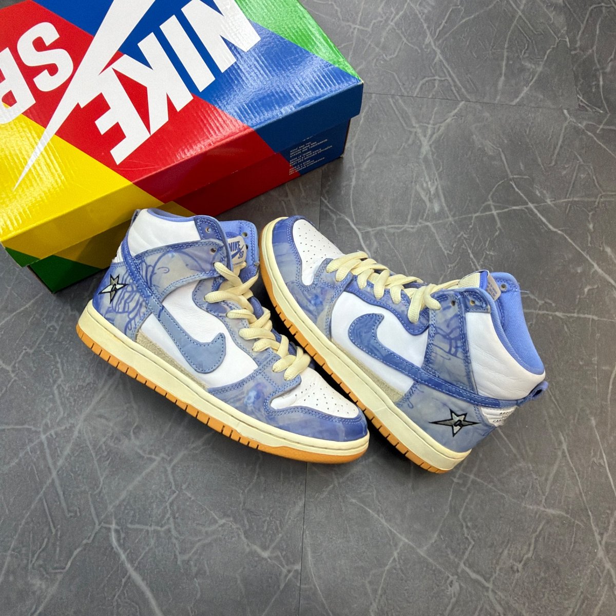 Nike SB Dunk High Carpet Company (Size 7) (Lightly Worn)