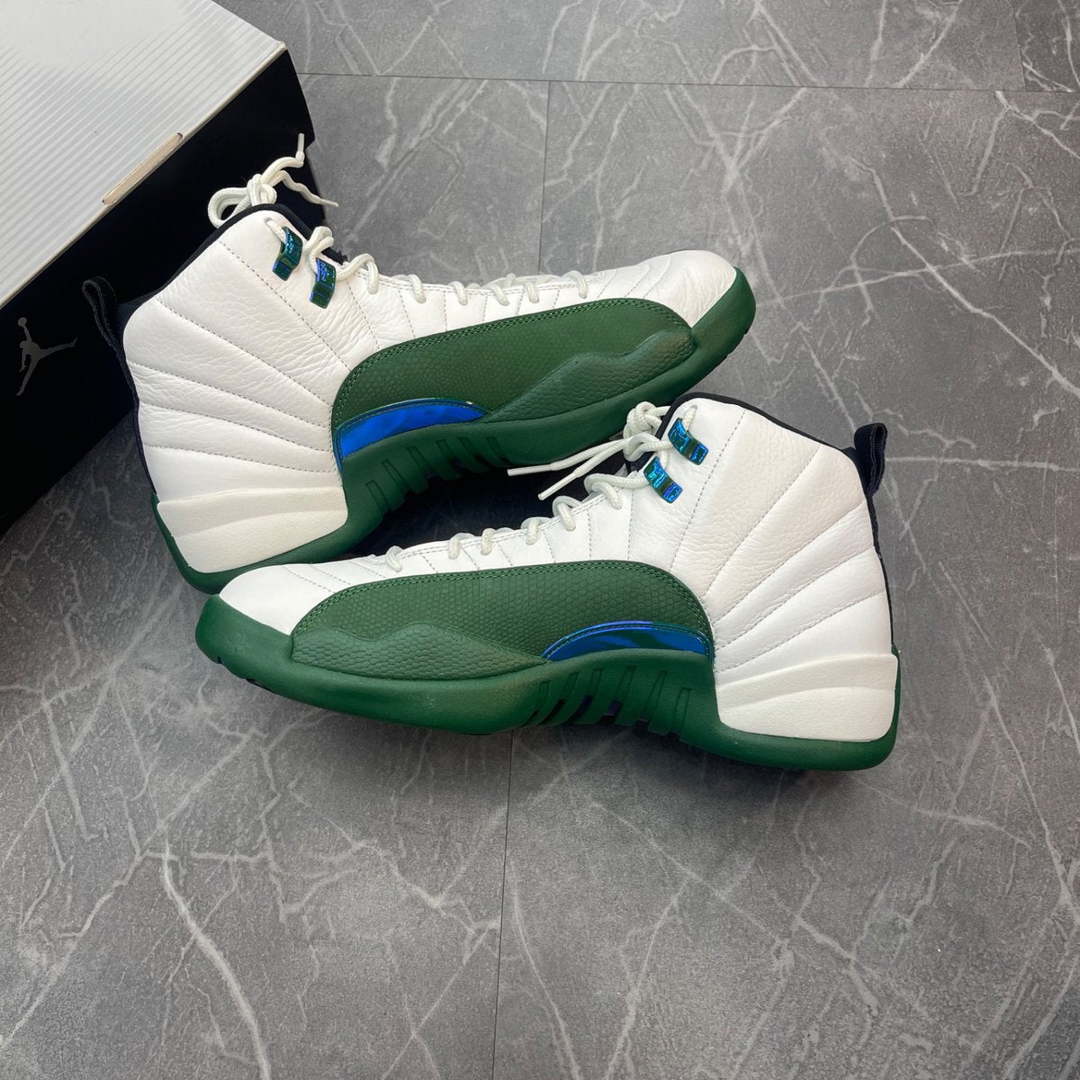 Jordan 12 Retro Bucks (Size 11) (VNDS)