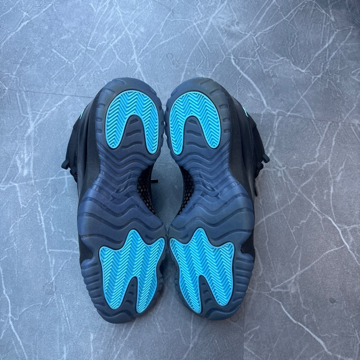 Jordan 11 Retro Gamma Blue (2025) - Image 4