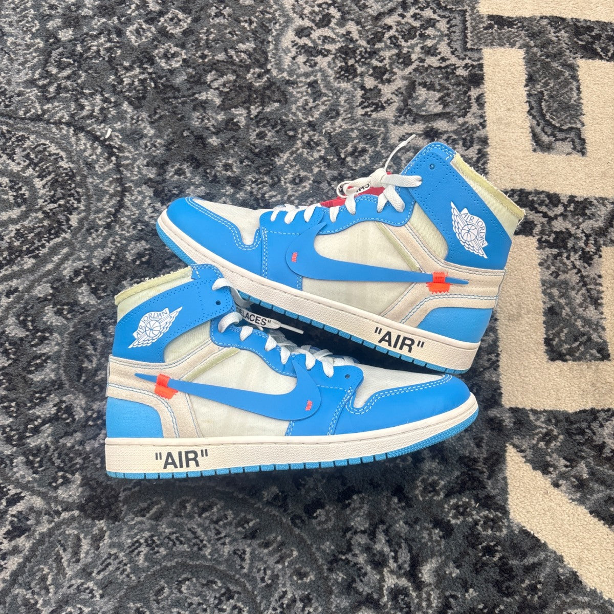 Jordan 1 Retro High Off-White University Blue (Size 10.5) (VNDS)