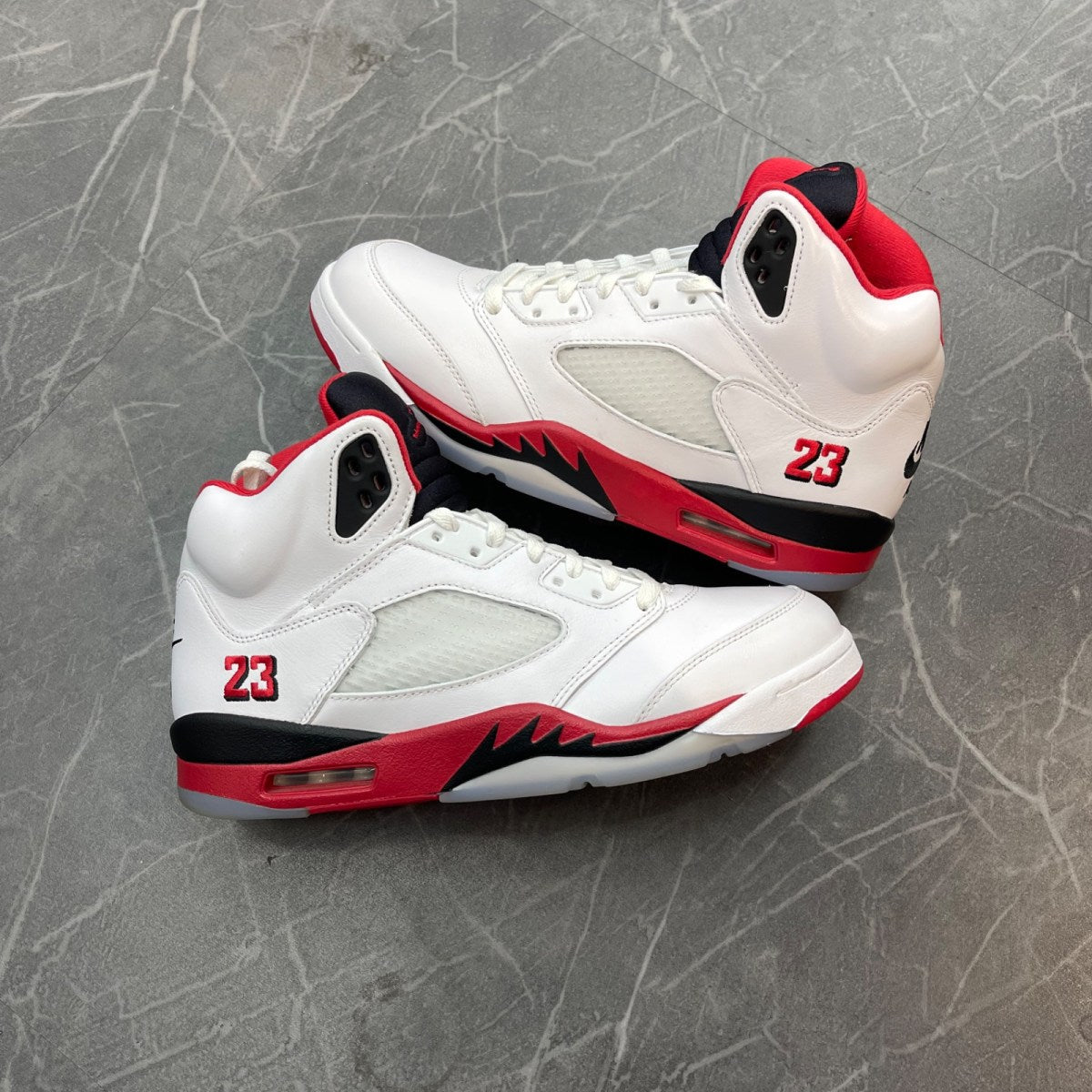 Jordan 5 Retro Fire Red Black Tongue (2025) - Image 1