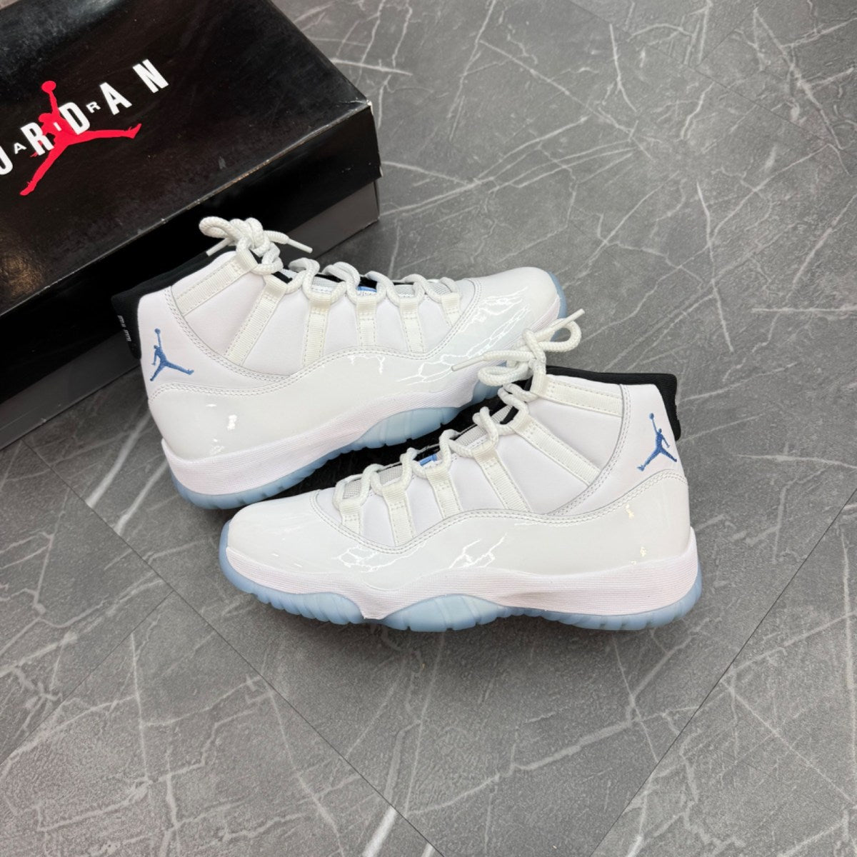 Jordan 11 Retro Legend Blue (2024) - Image 2