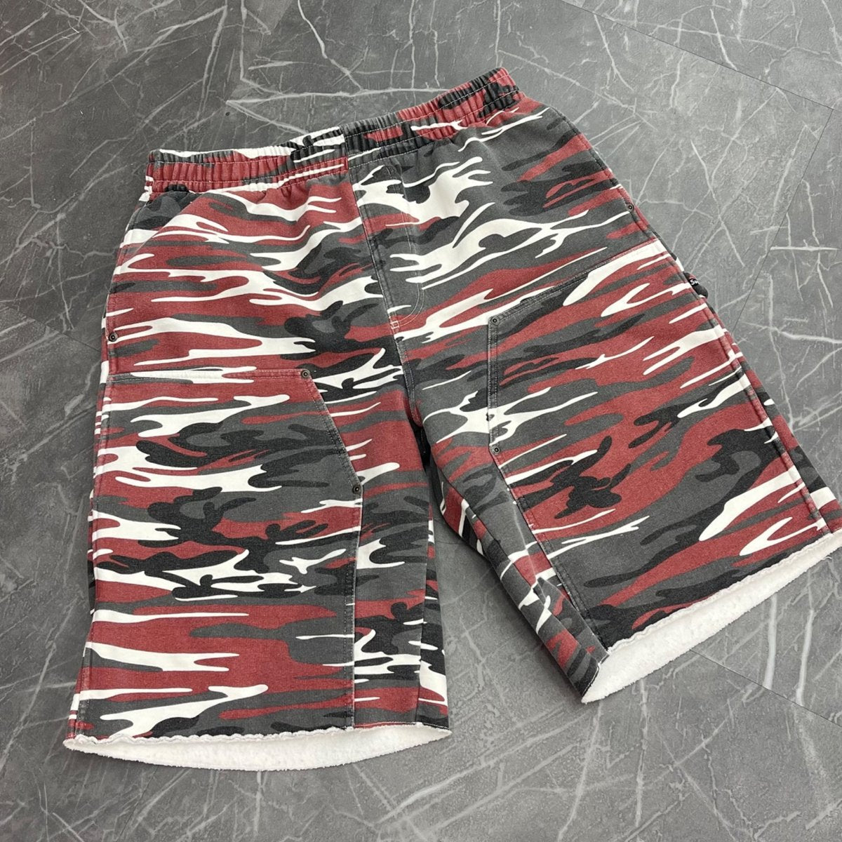 Supreme Double Knee Painter Sweatshort Red Tiger Camo (Size L) (Lightly Worn)