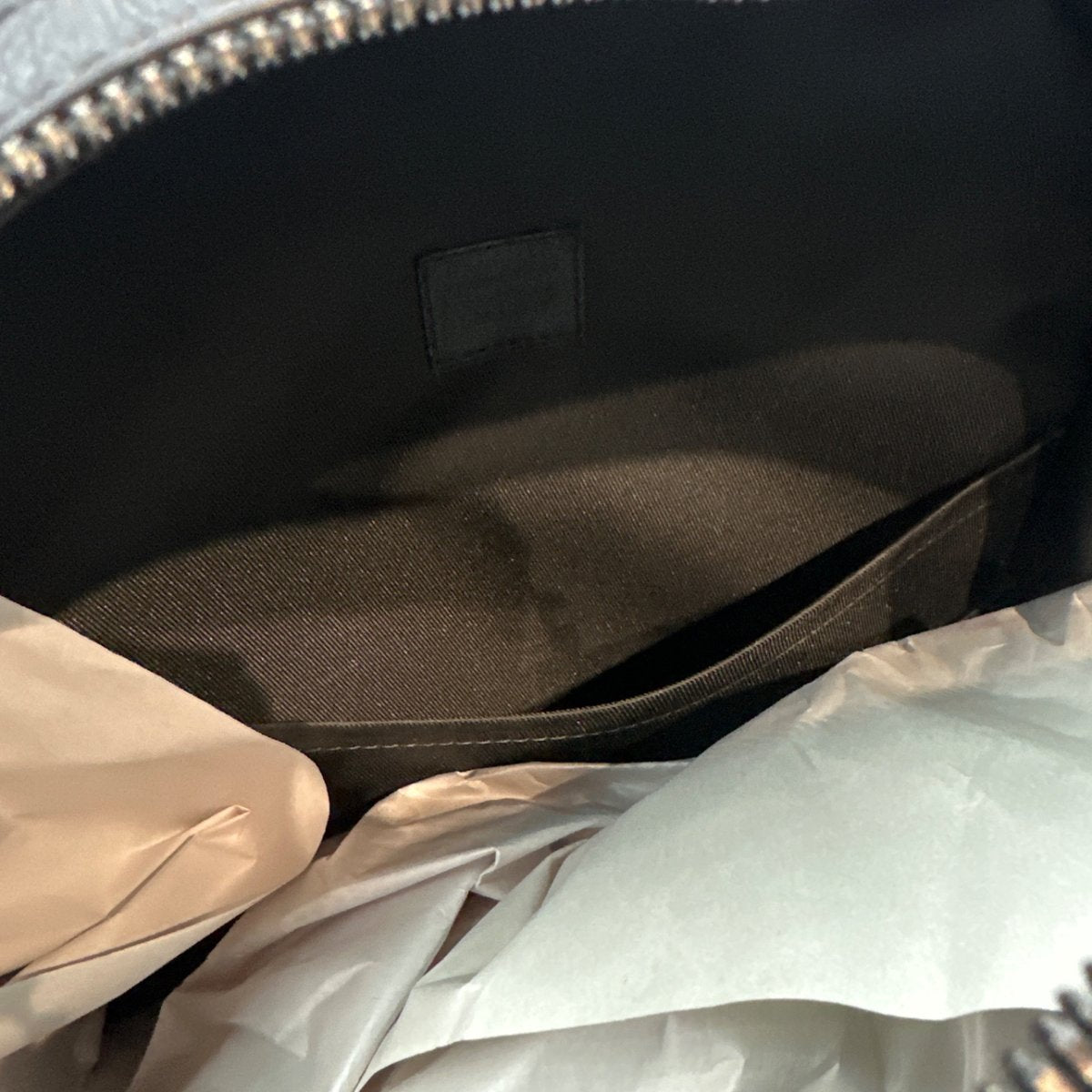 Louis Vuitton Backpack Discovery Monogram Black - Image 6