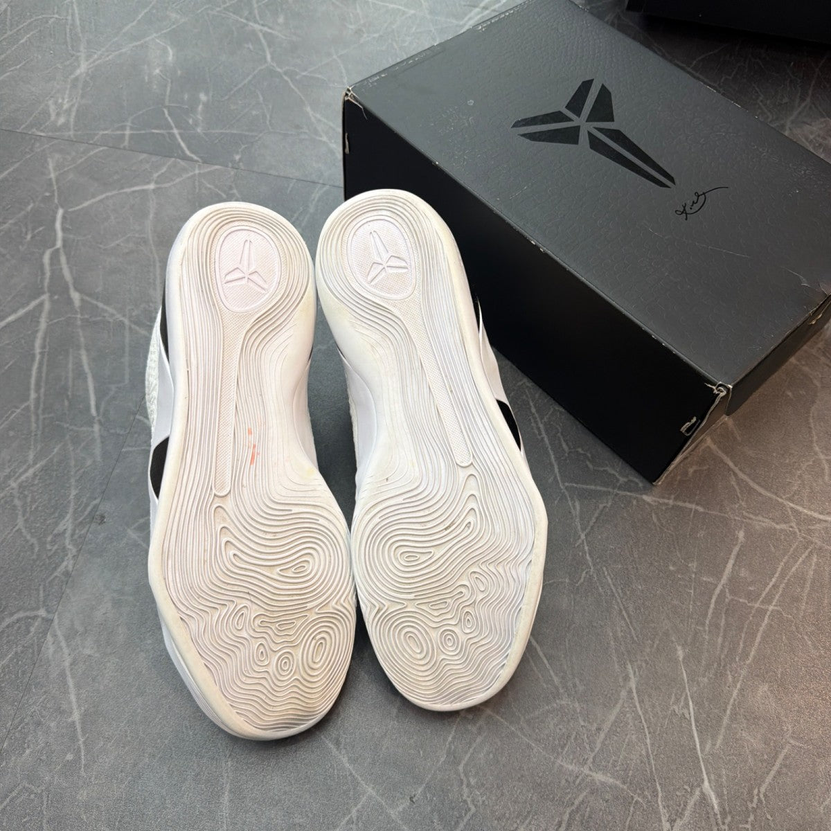 Nike Kobe 9 Elite Low Protro Halo - Image 4
