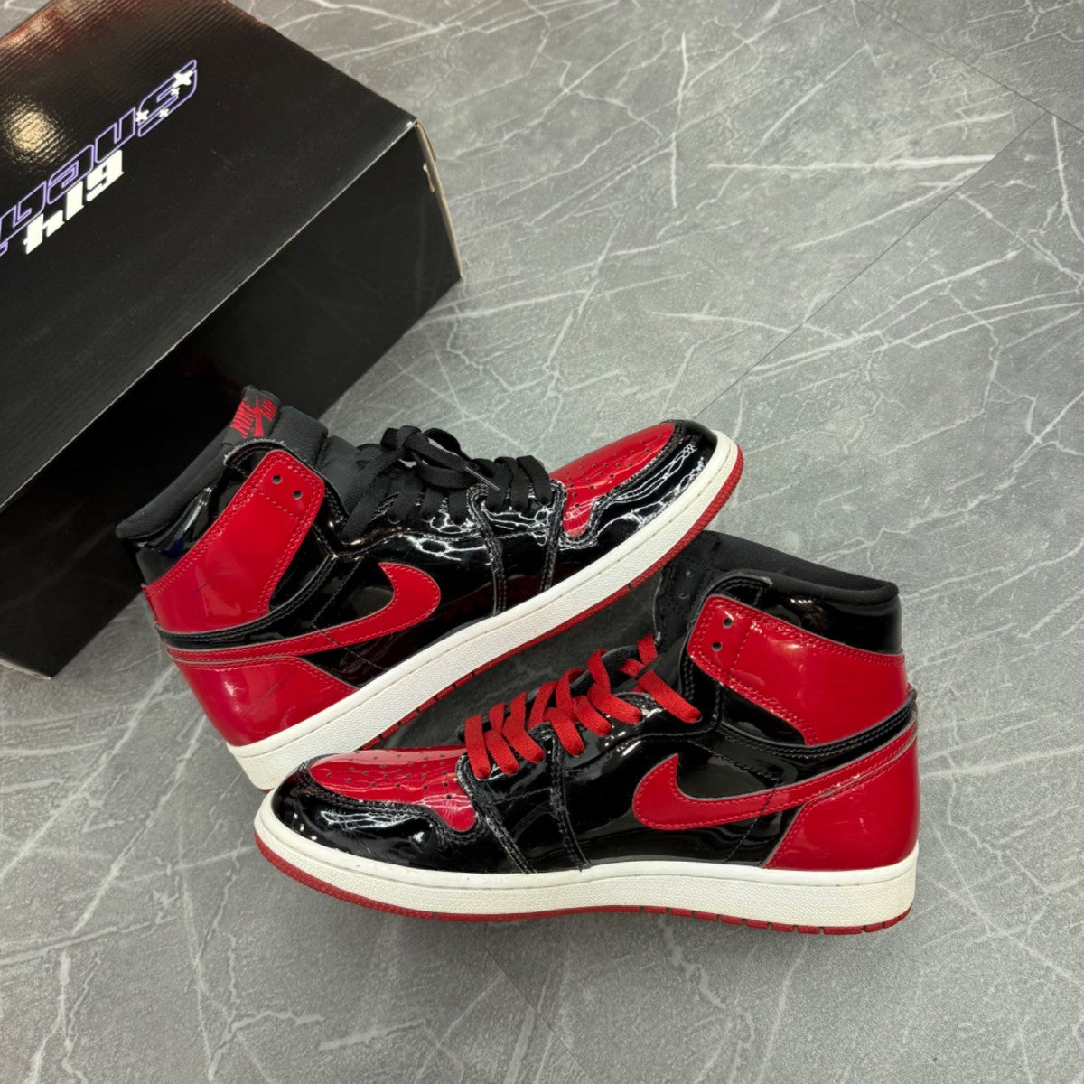 Jordan 1 Retro High OG Patent Bred - Image 2