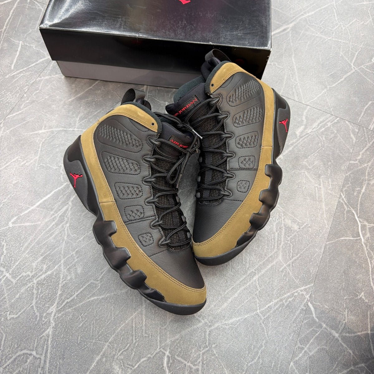 Jordan 9 Retro Olive (2024) (Size 12) (VNDS)