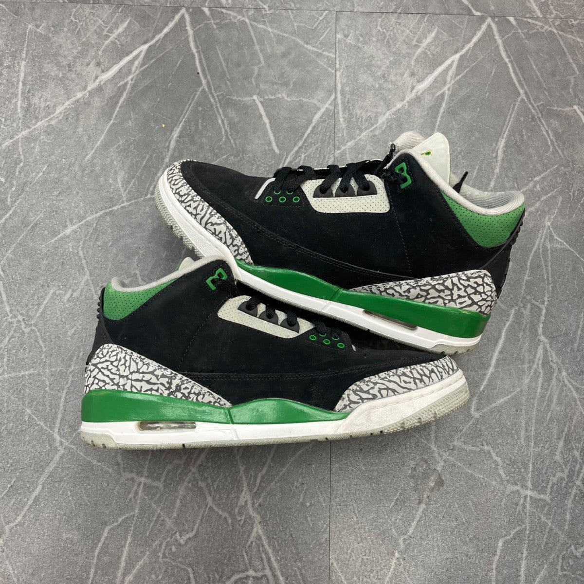Jordan 3 Retro Pine Green - Image 1