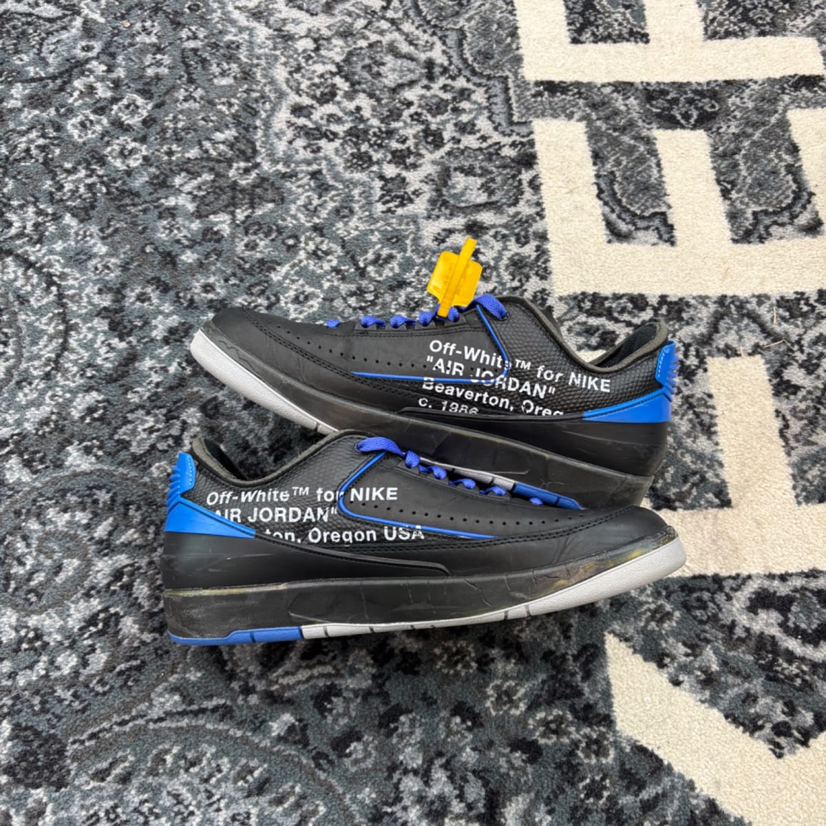 Jordan 2 Retro Low SP Off-White Black Blue (Size 10) (Lightly Worn)