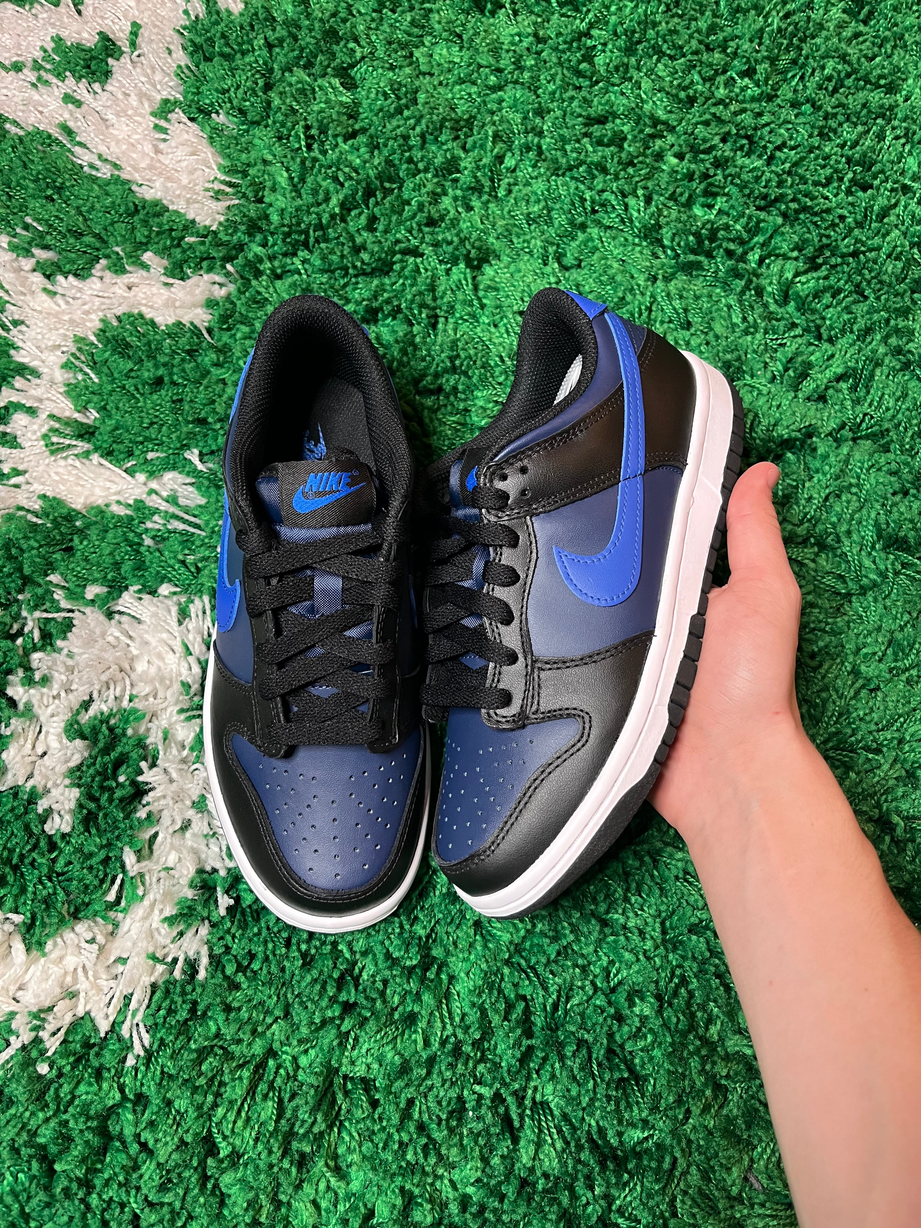 Nike Dunk Low “Midnight Navy”