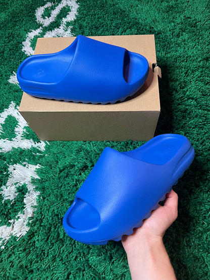 Yeezy Slide “Azure”